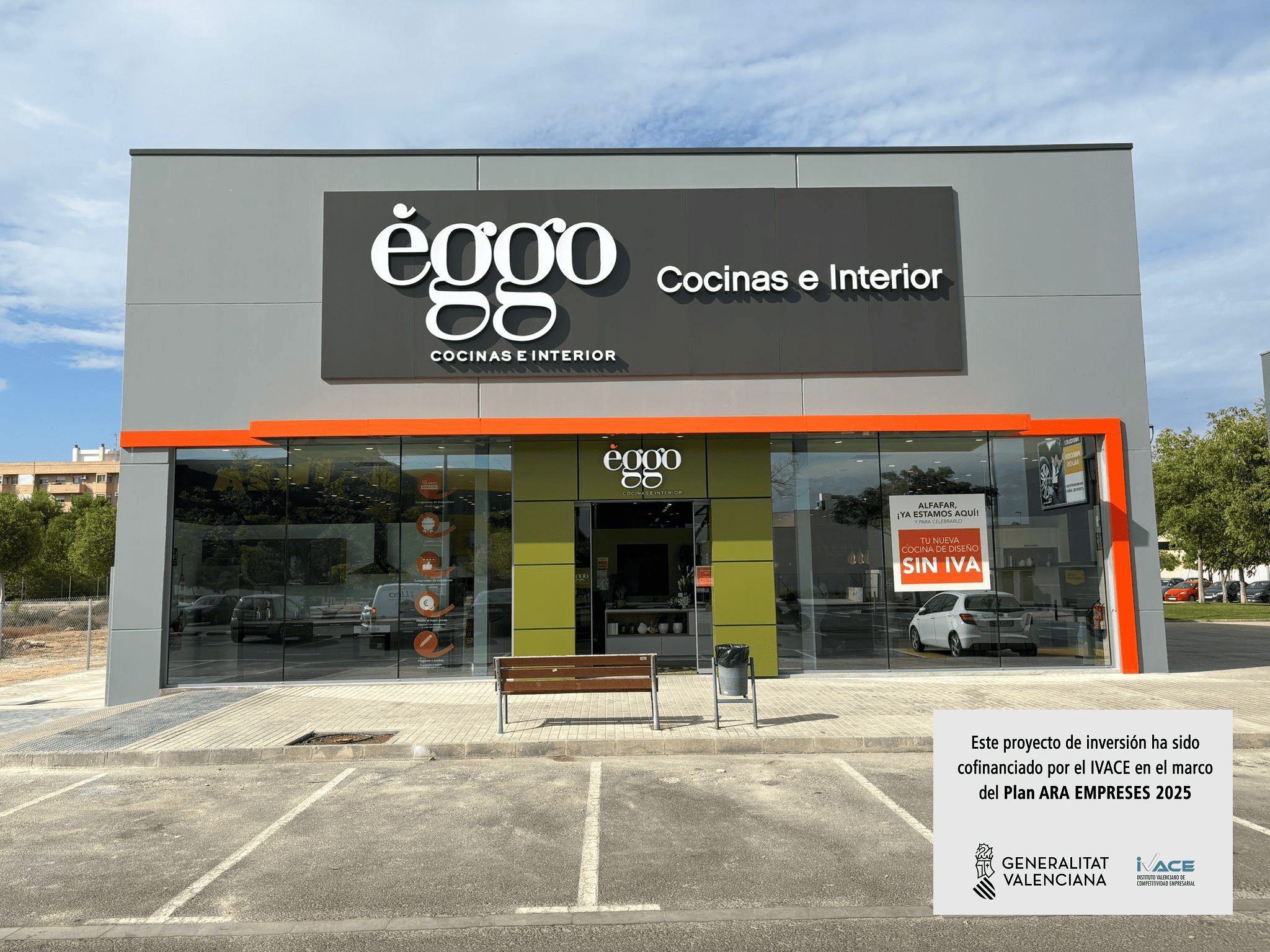 showroom picture alt text