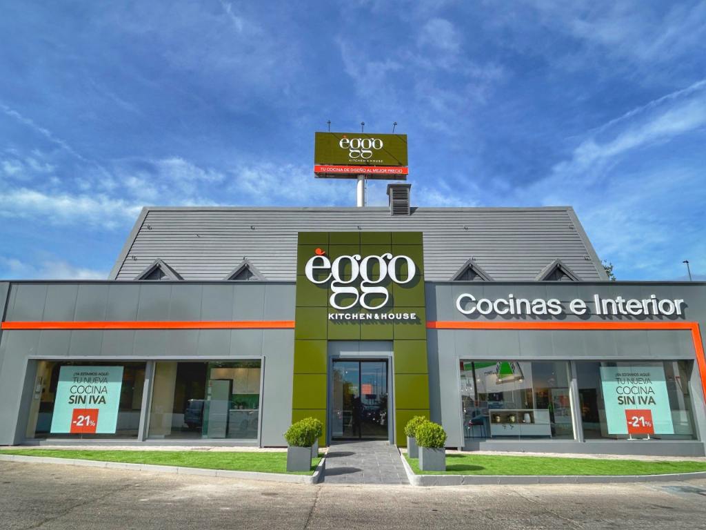 Fachada de una tienda Èggo Cocinas e Interior