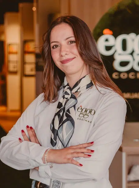 asesora tienda eggo mijas